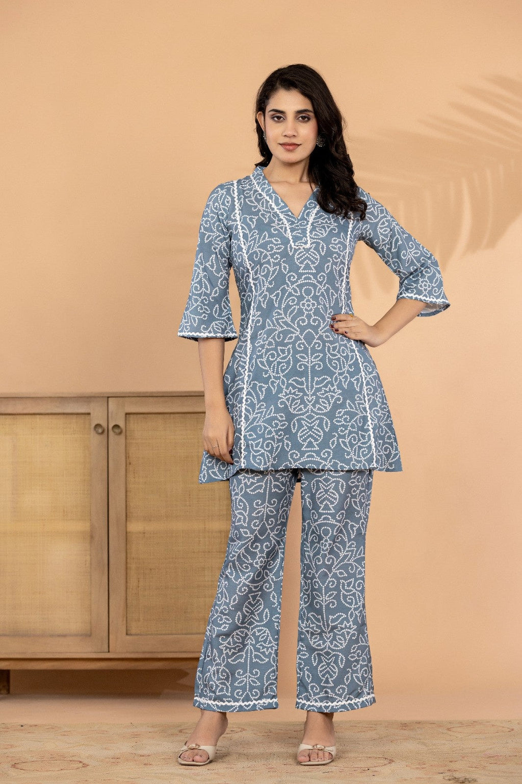 VIHIRO Women's Grey Muslin Printed Co-Ord Set | V-Neck Flared Kurti with Straight Pants