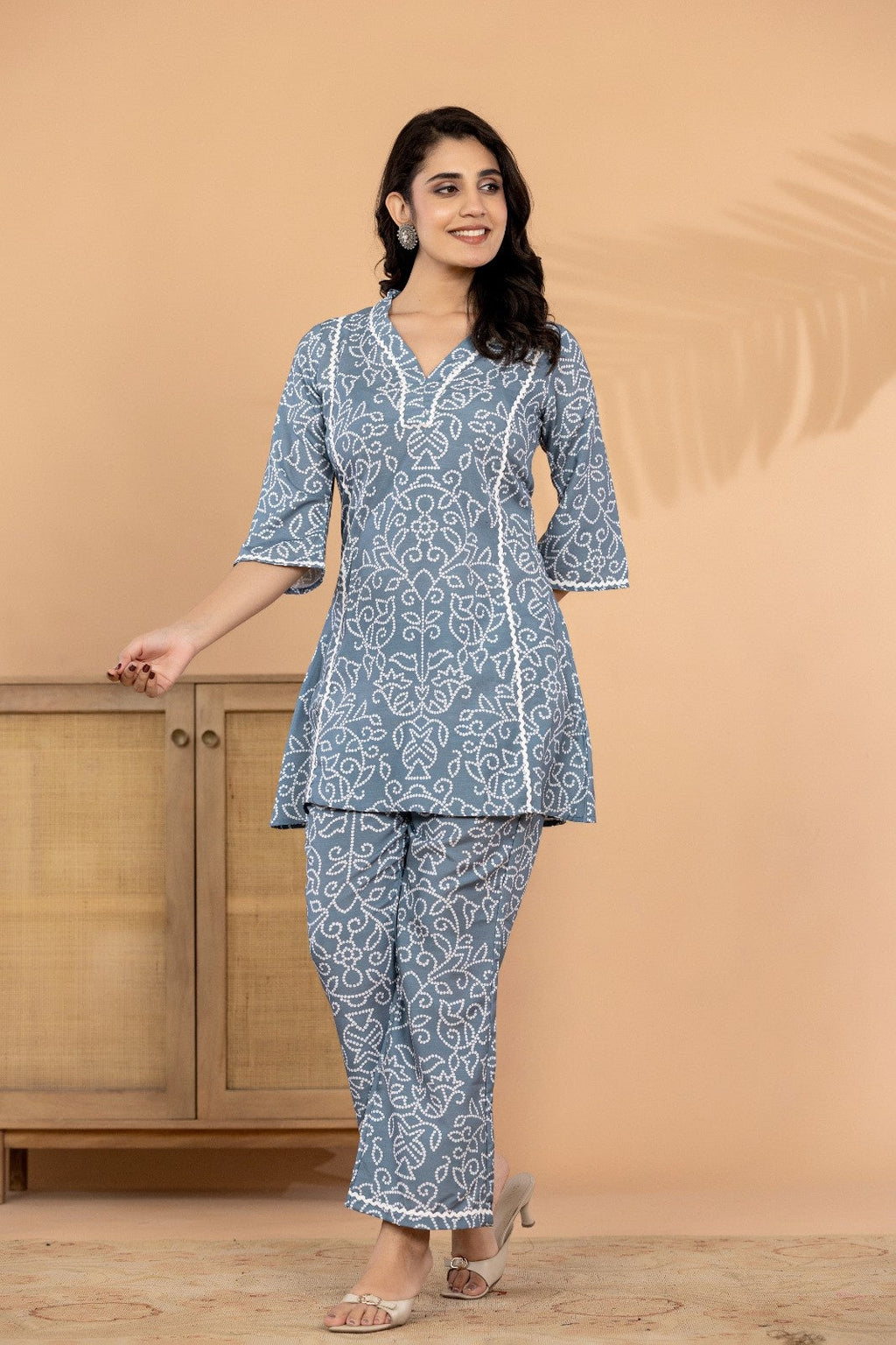 VIHIRO Women's Grey Muslin Printed Co-Ord Set | V-Neck Flared Kurti with Straight Pants