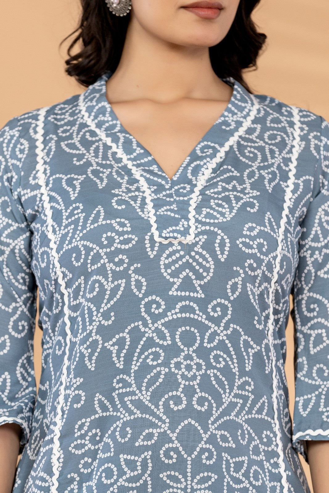VIHIRO Women's Grey Muslin Printed Co-Ord Set | V-Neck Flared Kurti with Straight Pants
